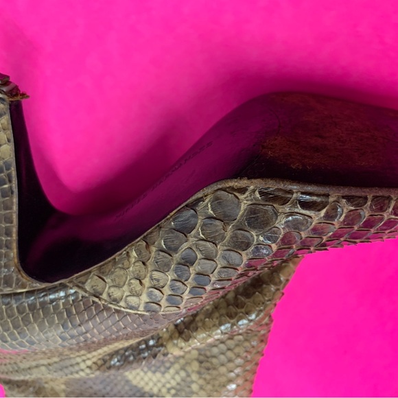 Miguel Hernandez snakeskin boots - Picture 4 of 10